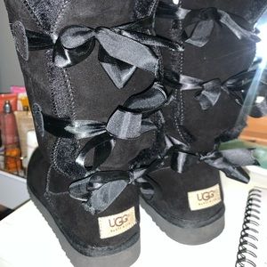 ‼️‼️BLACK BOW UGG BOOTS‼️‼️